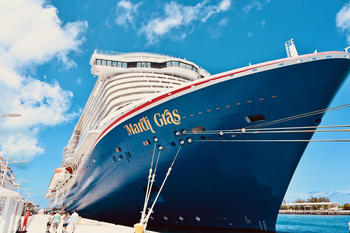 American Carnival Mardi Gras (Excel Class) – Carnival Cruise Line 30 Inches Ship Model