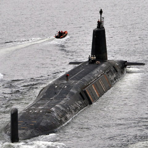 Royal Navy HMS Vanguard Submarine (Vanguard class sub) 36 Inches Model