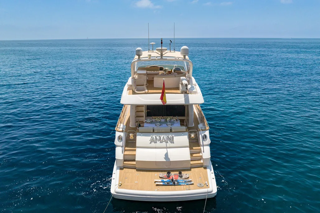 Spanish Astondoa 73 (Flybridge Series) 30 Inches Ship Model
