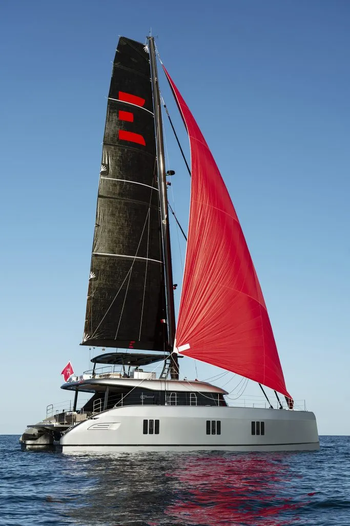 Polish Sunreef 60 (Sunreef Series) 30 Inches Ship Model