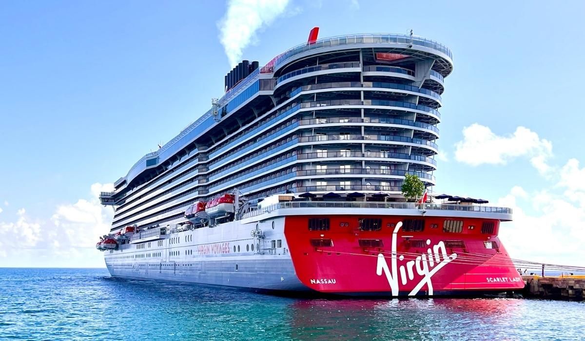 British Scarlet Lady Cruise Ship 36 Inches Model