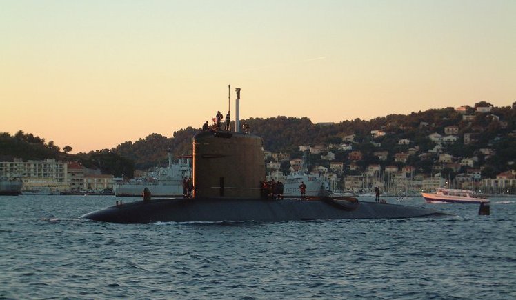 French Rubis Submarine (S601) 30 Inches Model