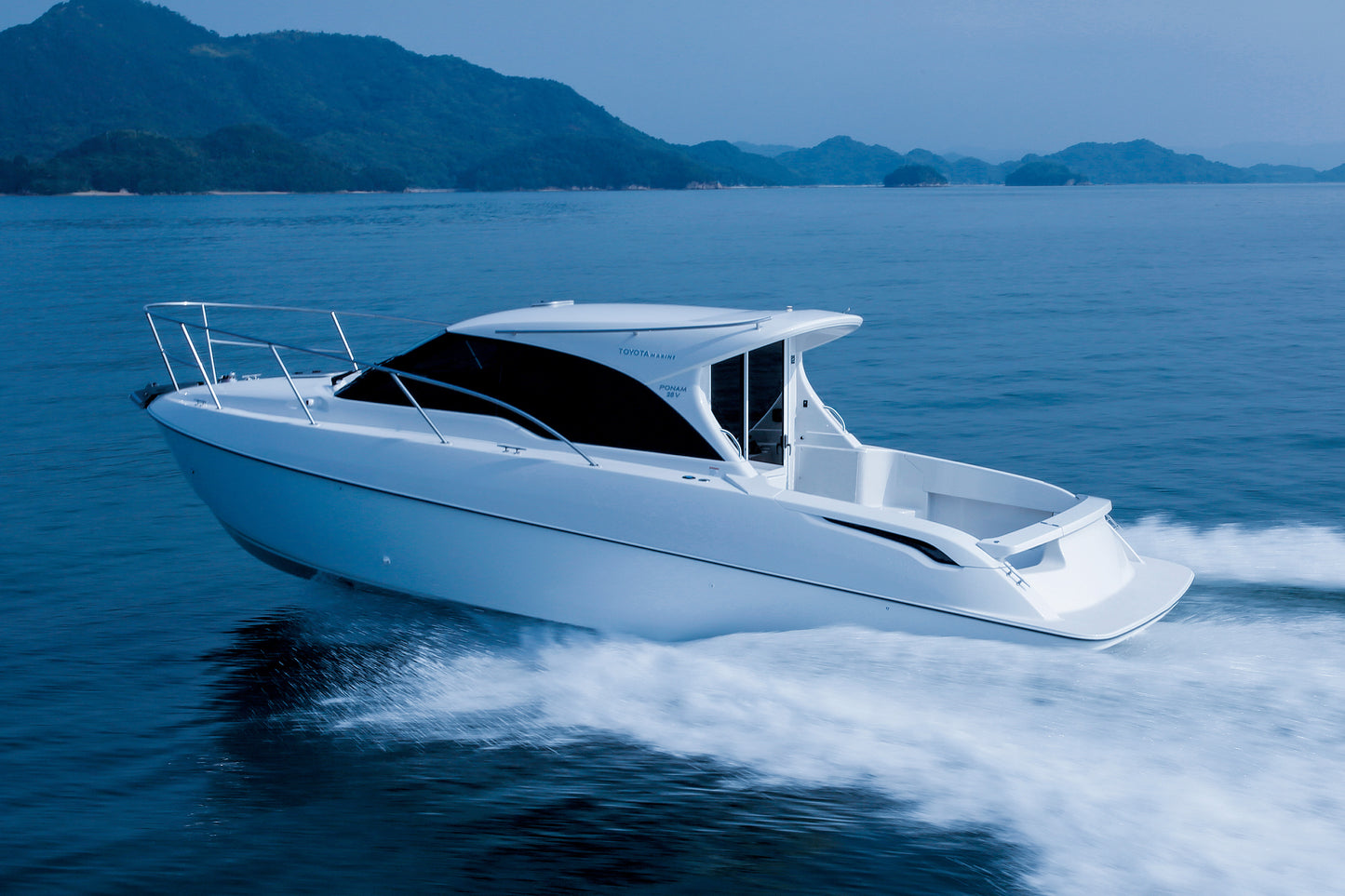 Japanese Toyota Ponam V28 (Ponam Series) 36 Inches Boat Model