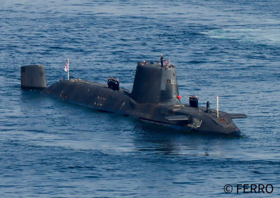 Royal Navy HMS Astute Submarine (S119-Astute Class) 30 Inches Model