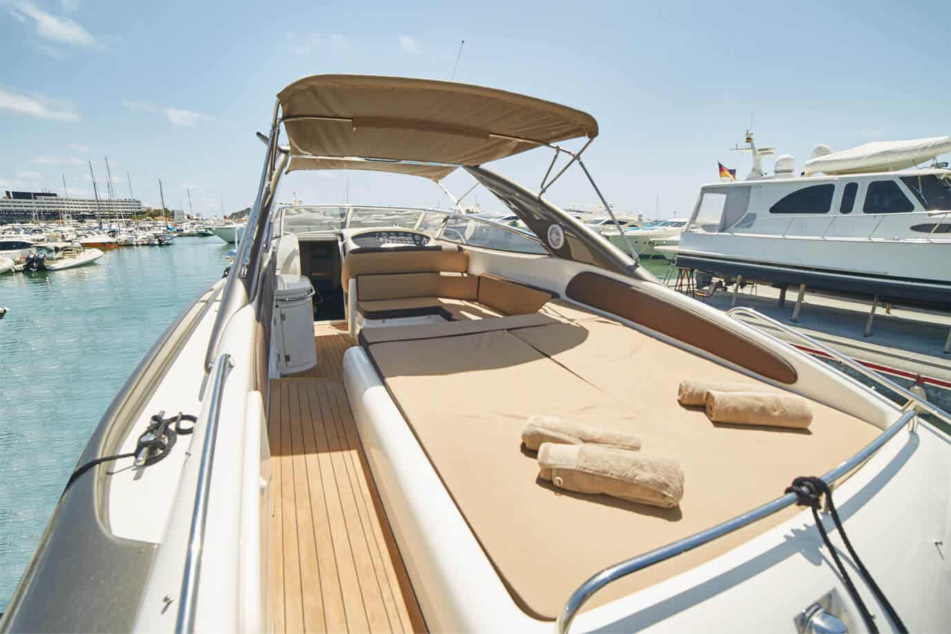 British Sunseeker Superhawk 48 (Superhawk Series) 36 Inches Ship Model