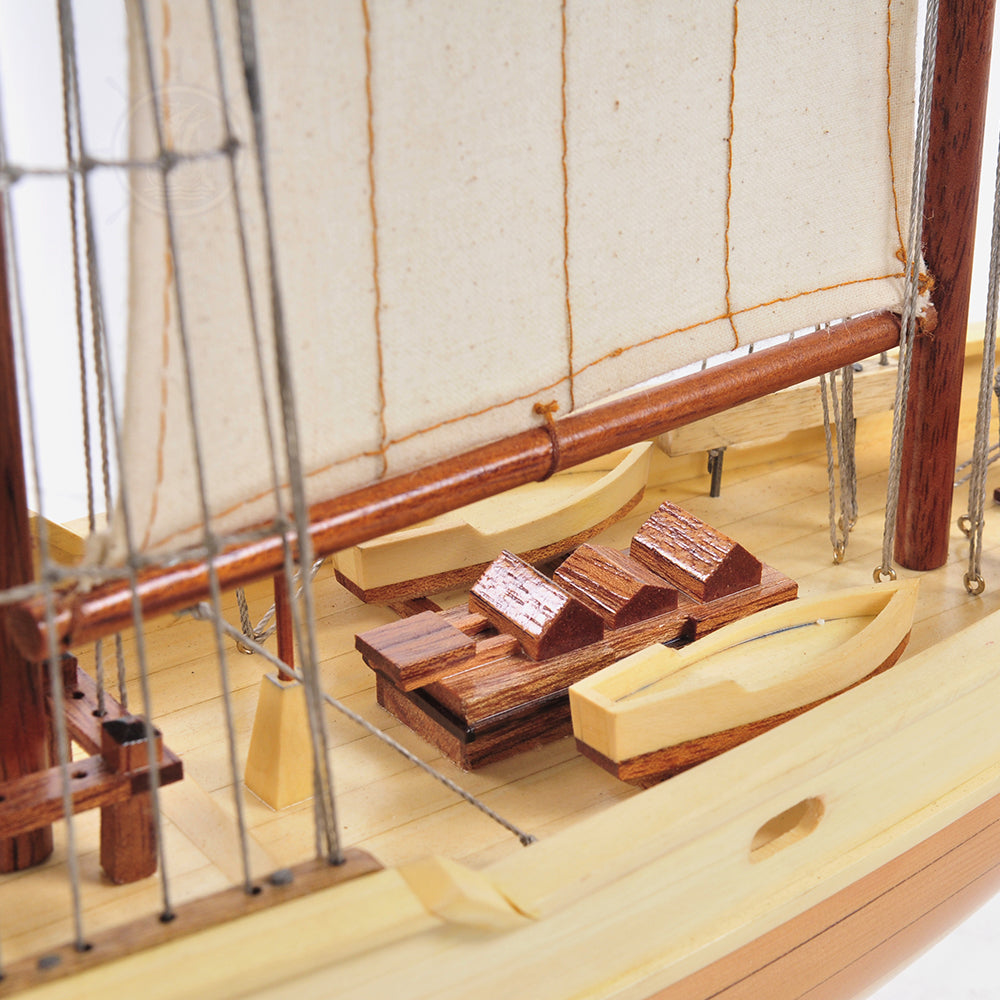 BLUENOSE II FULLY ASSEMBLED L60 | Museum-quality | Fully Assembled Wooden Ship Model For Wholesale