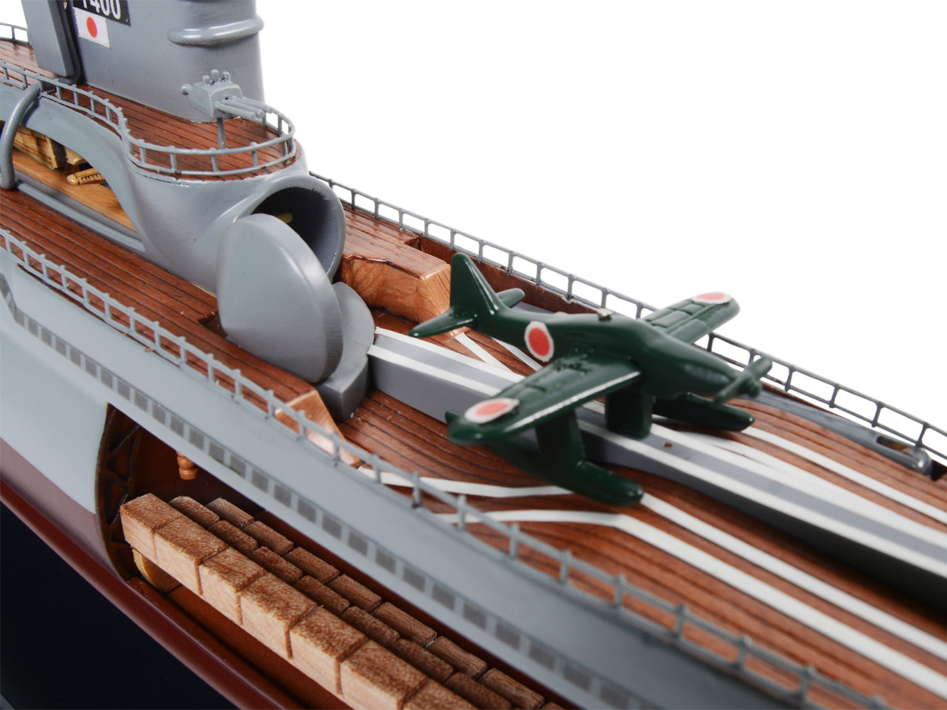 B506 - Submarine Cutaway L70 L72