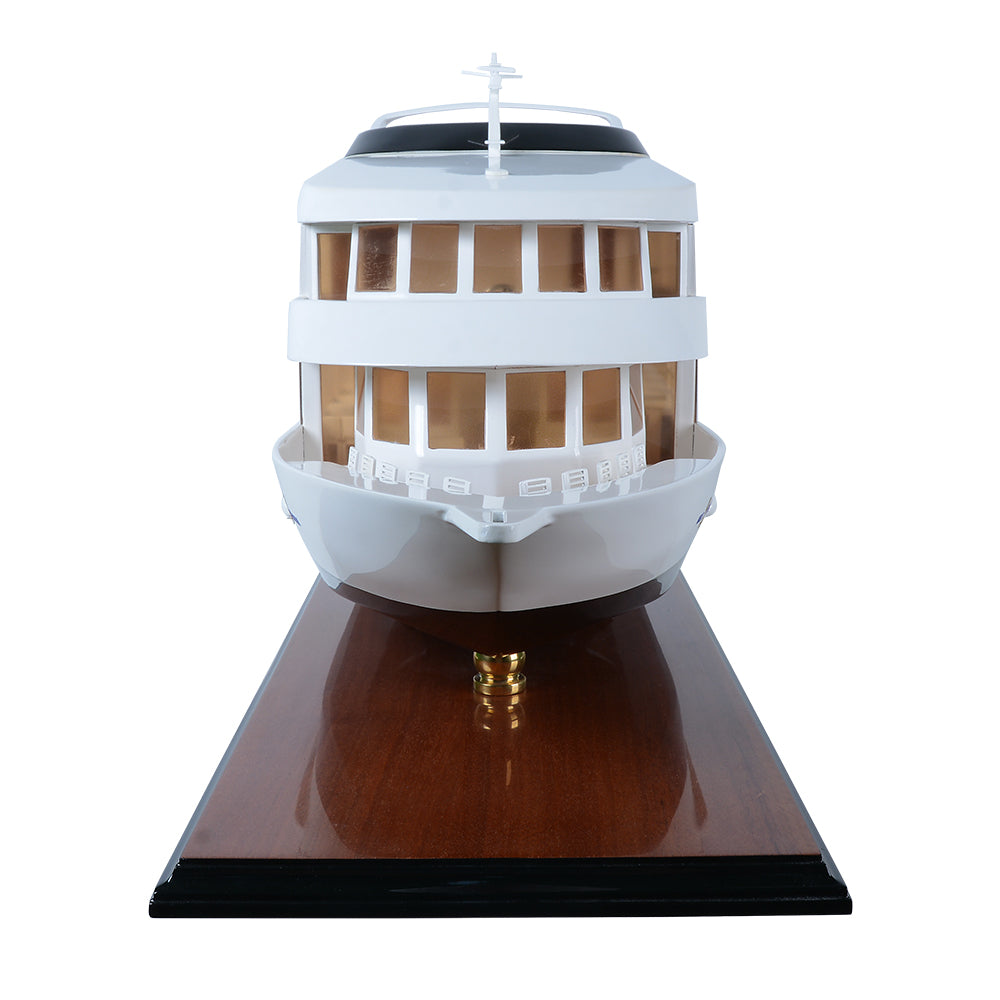 B510 - Miss Augusta 36 inches