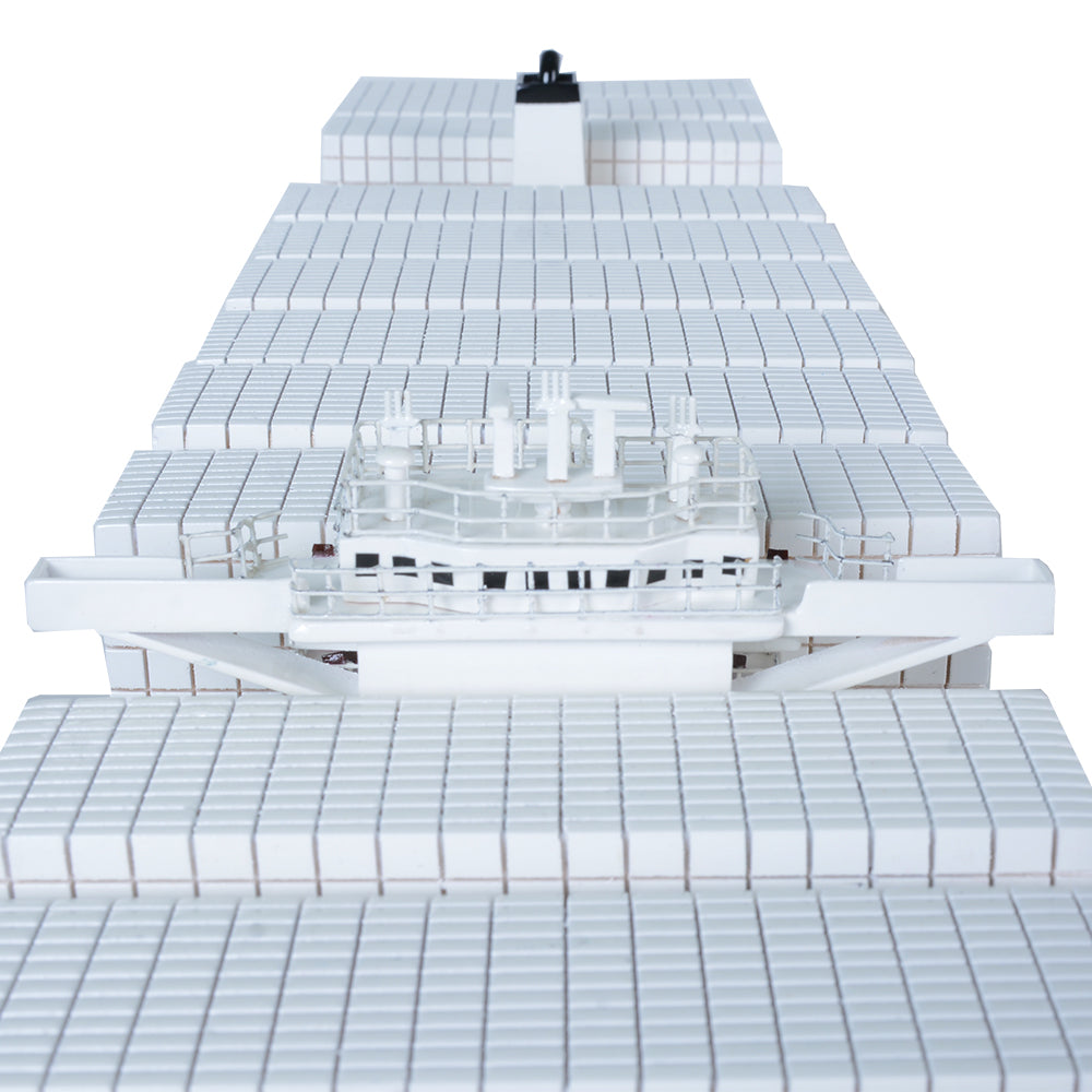 C136 - 888 Logistics Container L80