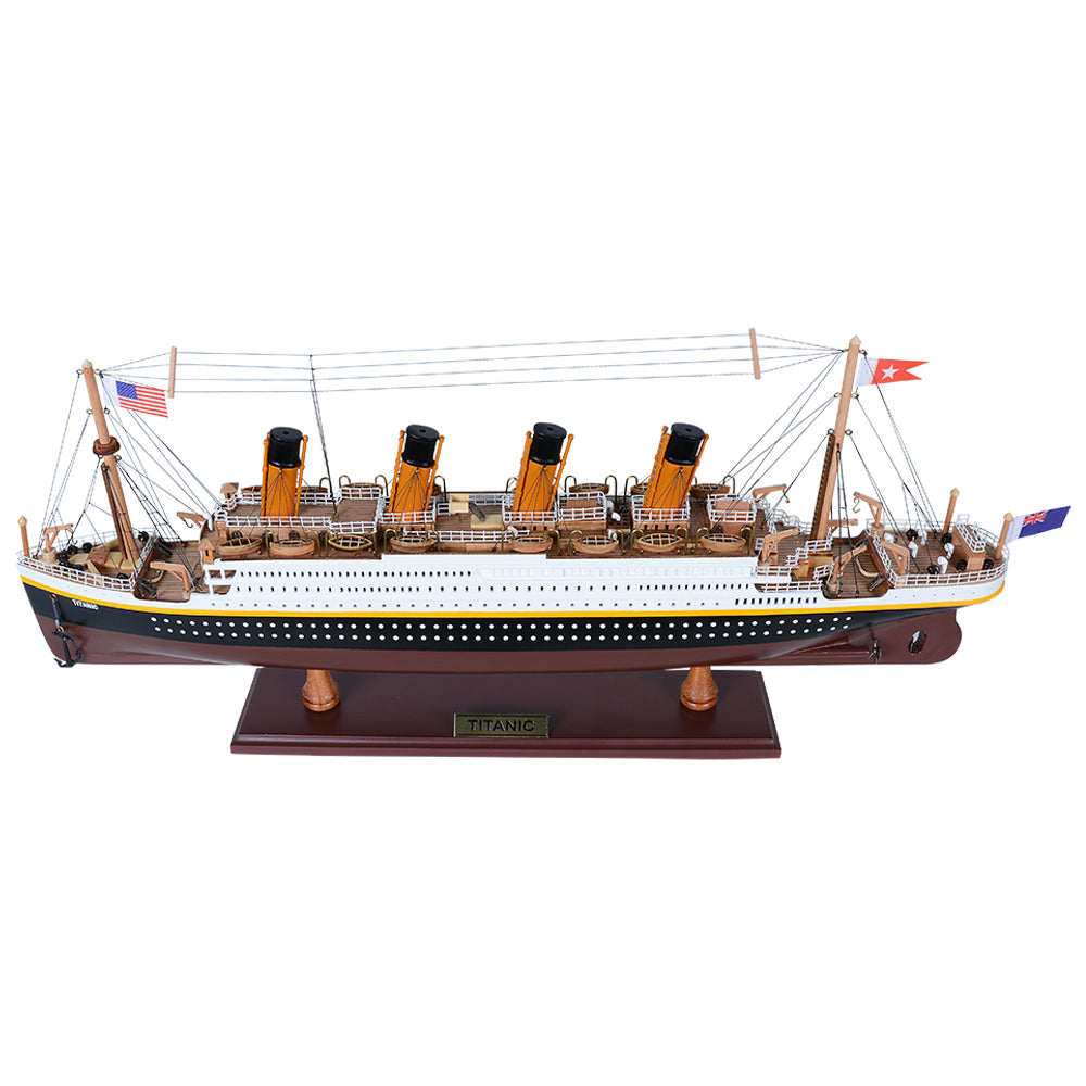 C137 - Titanic 24” (60.96cm)