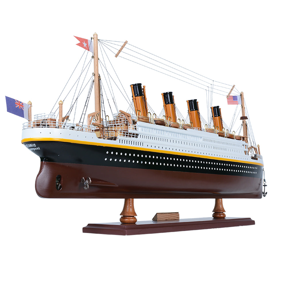 C137 - Titanic 24” (60.96cm)