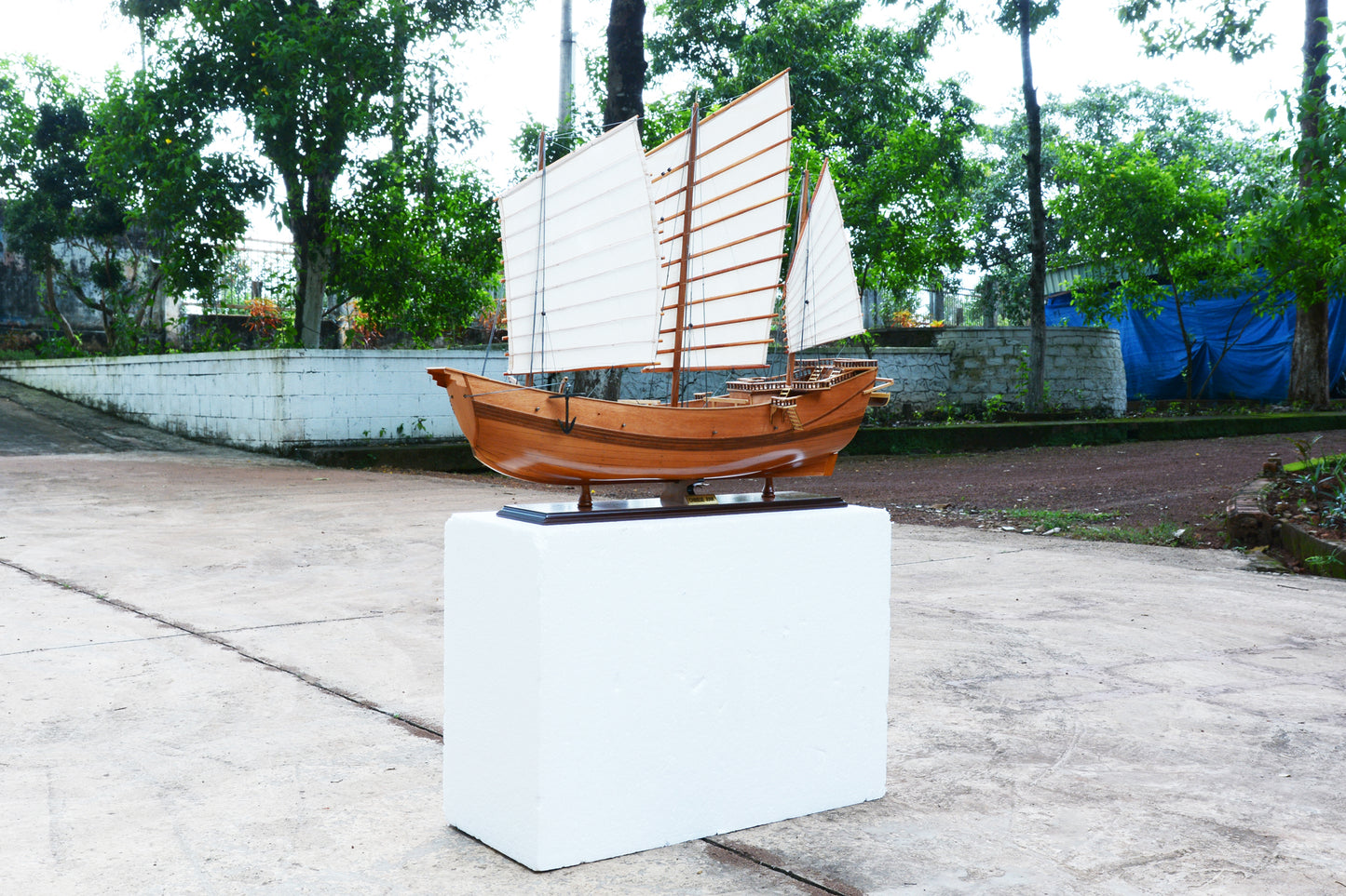 B511 - Chinese Junk L90