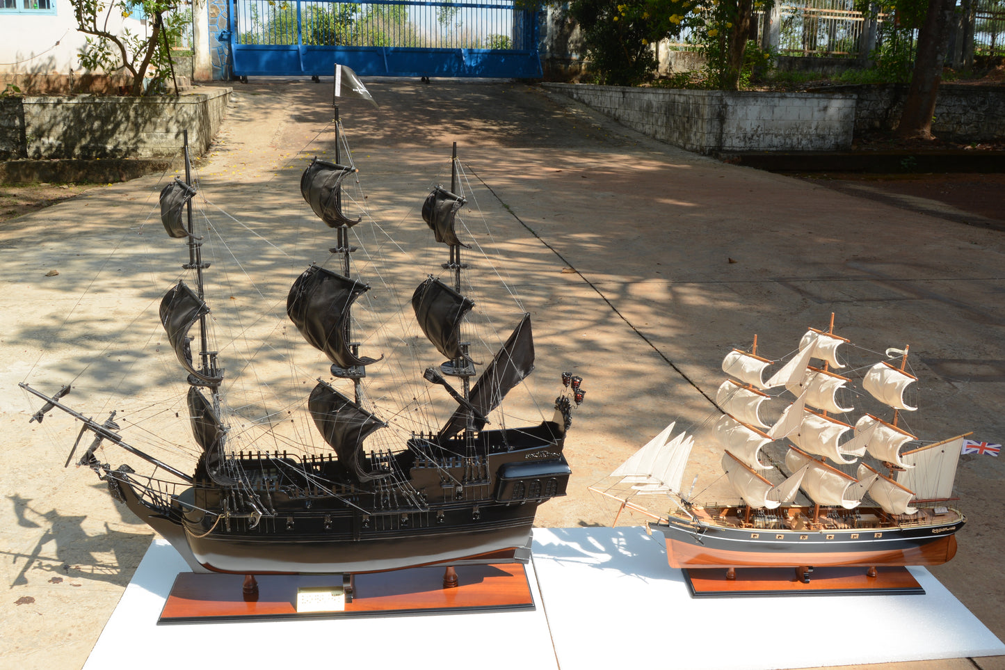 T381 - BLACK PEARL L120