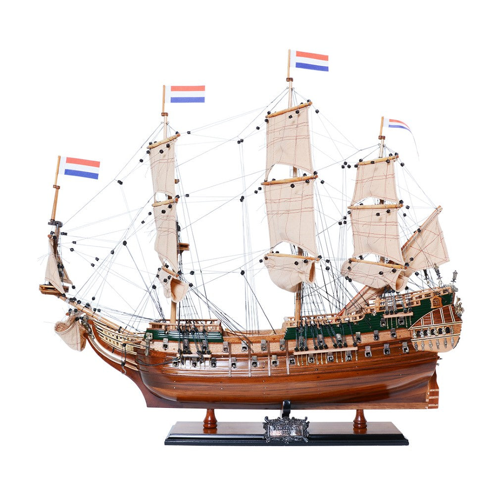 FRIESLAND MODEL SHIP MEDIUM | High-quality | Fully Assembled Wooden Ship Models For Wholesale