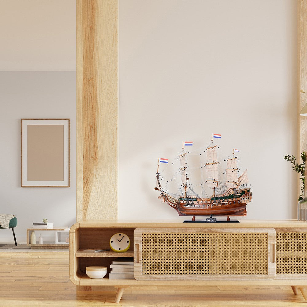 FRIESLAND MODEL SHIP MEDIUM | High-quality | Fully Assembled Wooden Ship Models For Wholesale