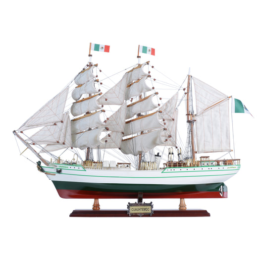 T390 - Cuauhtemoc Medium (curved sails)