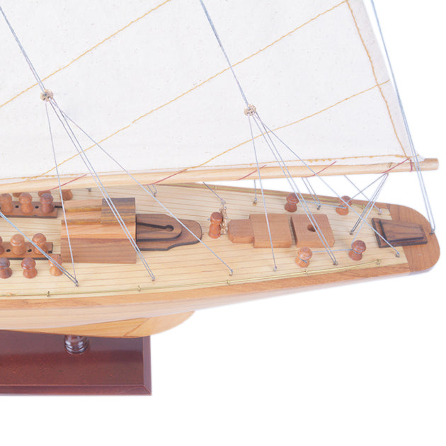 ENDEAVOUR LARGE | Museum-quality | Fully Assembled Wooden Ship Models For Wholesale