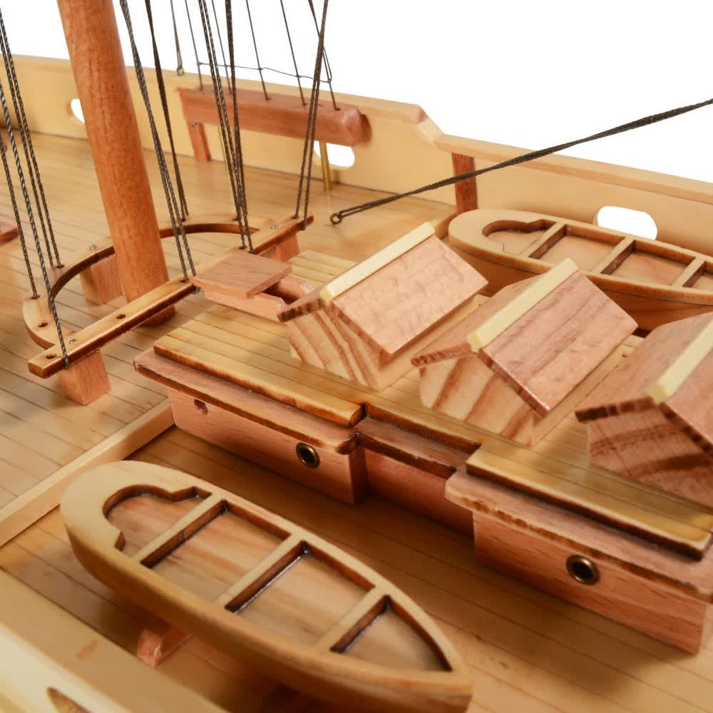 BLUENOSE II PAINTED L Model Yacht | Museum-quality | Partially Assembled Wooden Yacht Model For Wholesale