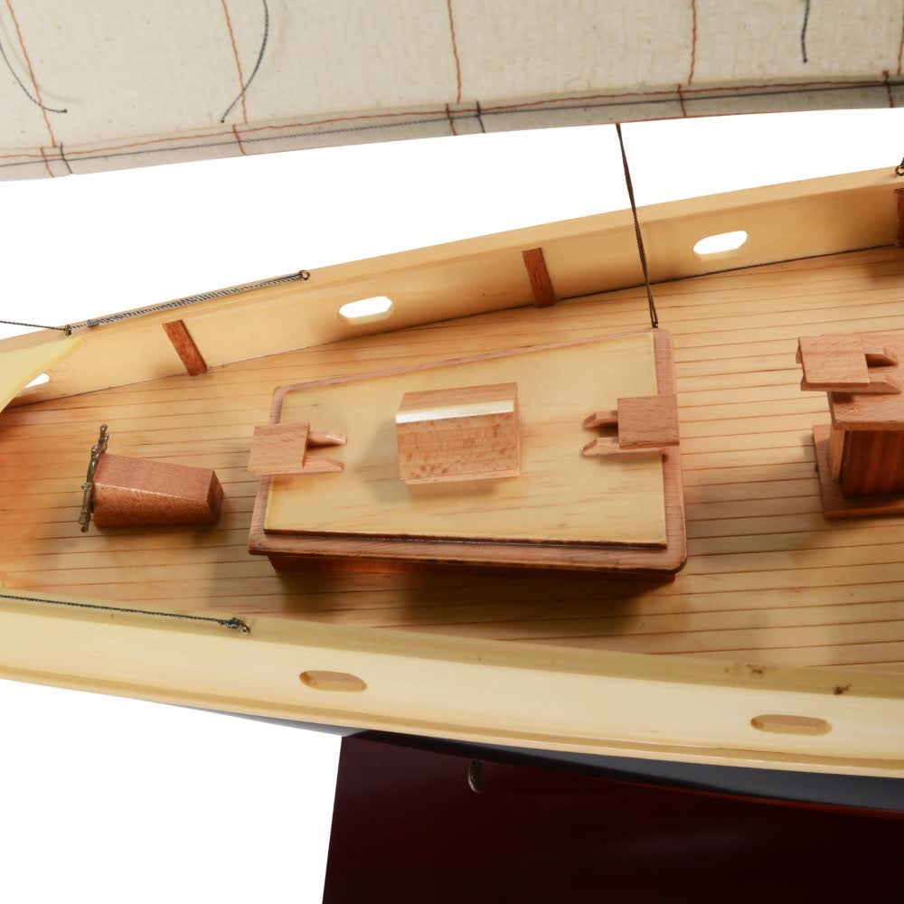 BLUENOSE II PAINTED L Model Yacht | Museum-quality | Partially Assembled Wooden Yacht Model For Wholesale