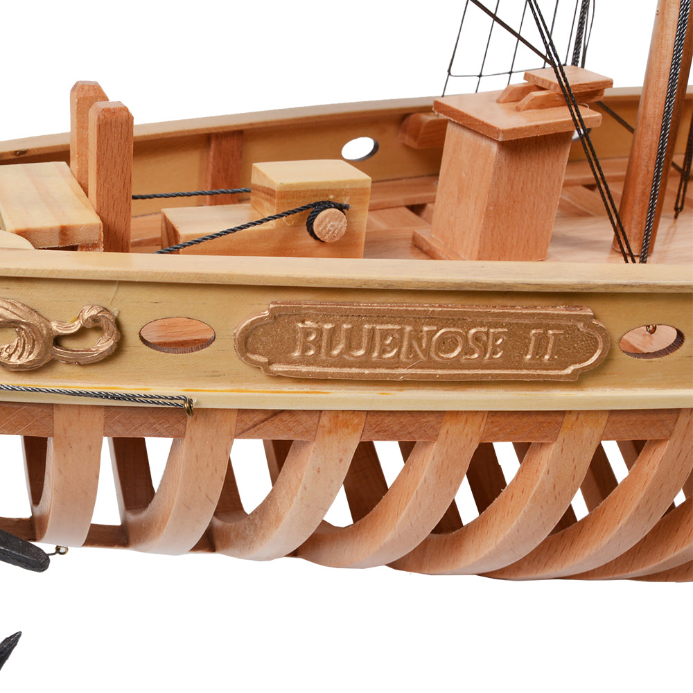 Y225 - Bluenose Open Hull Xlarge L101 Sailboat Model