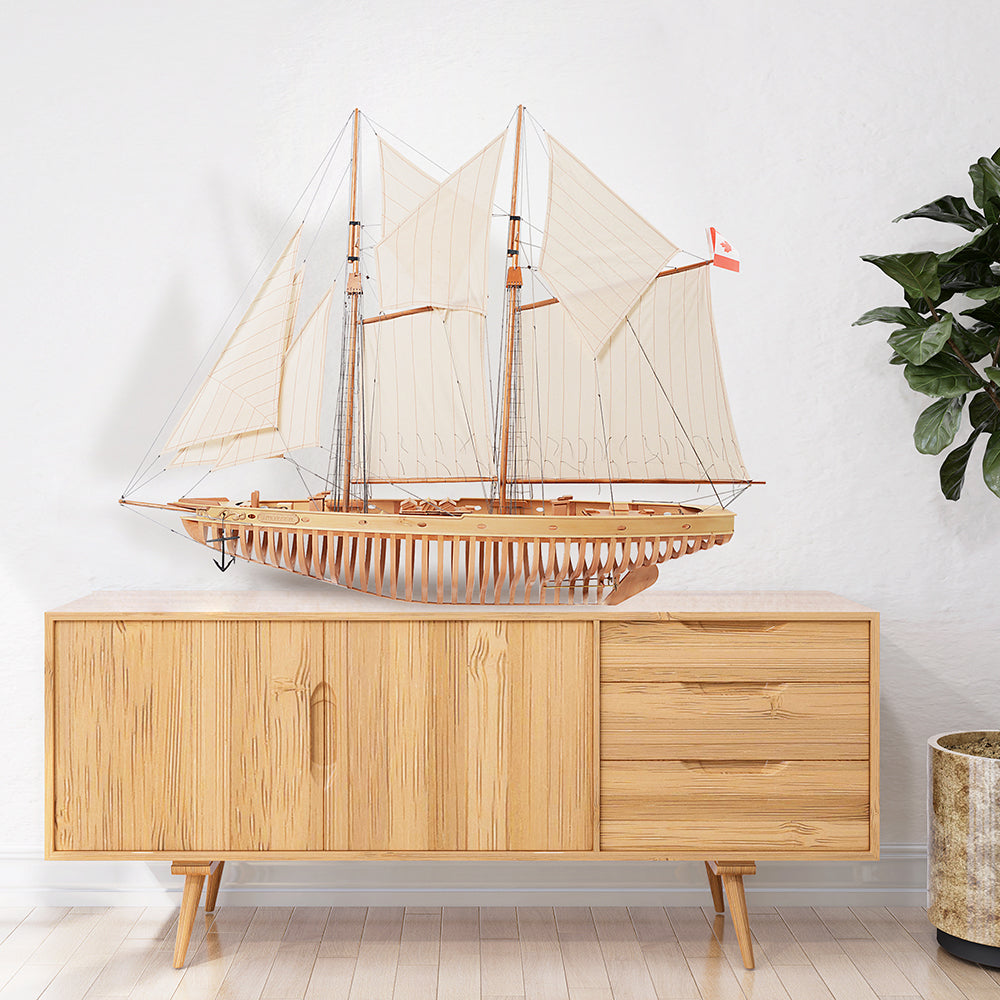 Y225 - Bluenose Open Hull Xlarge L101 Sailboat Model