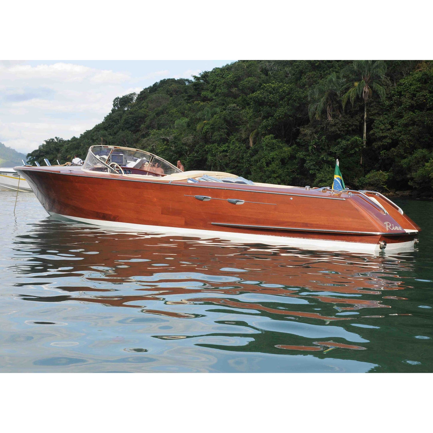 K238 - Riva V1 Aquarama Replica - 27ft