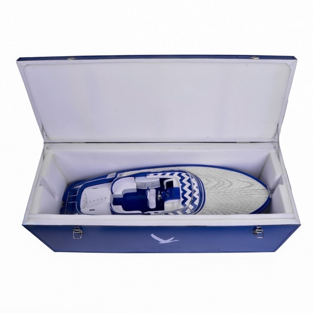 P081 - Grey Goose case