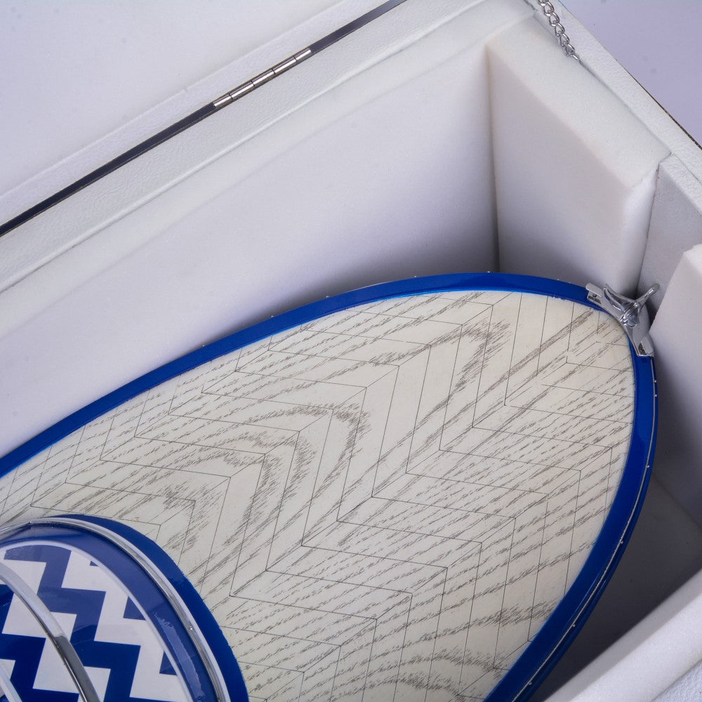 P081 - Grey Goose case