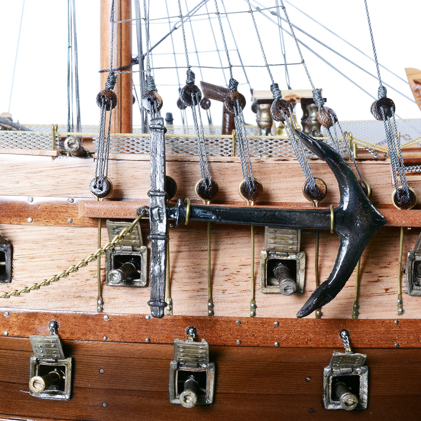 HMS VICTORY MODEL SHIP 56L WITH DISPLAY CASE XL NO GLASS | High-quality | Fully Assembled Wooden Ship Models