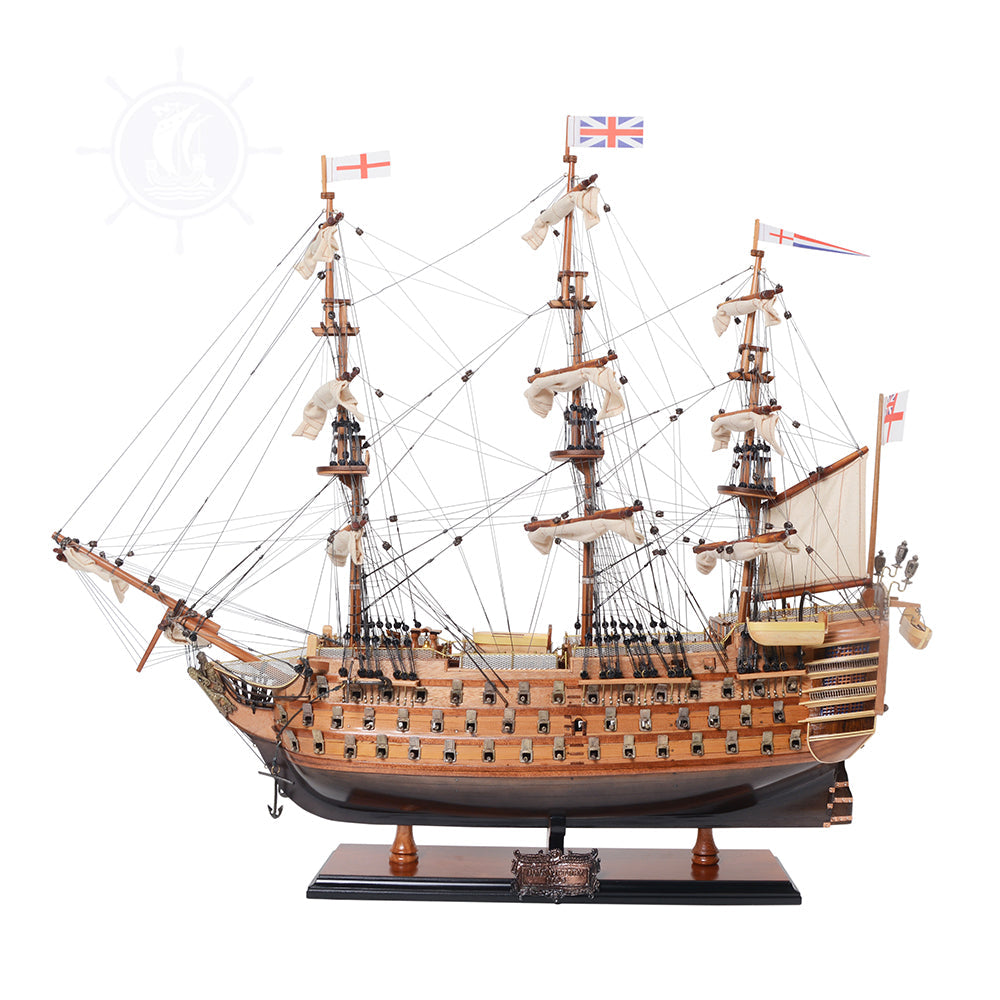 HMS Victory Medium Size Model Ship - THE FAMOUS BATTLESHIP Of THE ROYAL NAVY