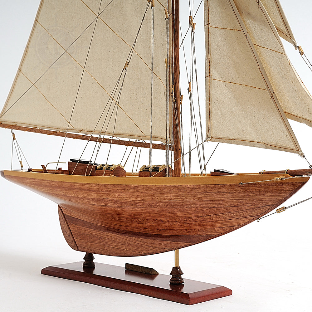 PEN DUICK Model Yacht | Museum-quality | Fully Assembled Wooden Ship Model For Wholesale
