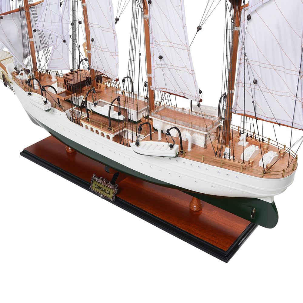 ESMERALDA MODEL SHIP | High-quality | Fully Assembled Wooden Ship Models For Wholesale