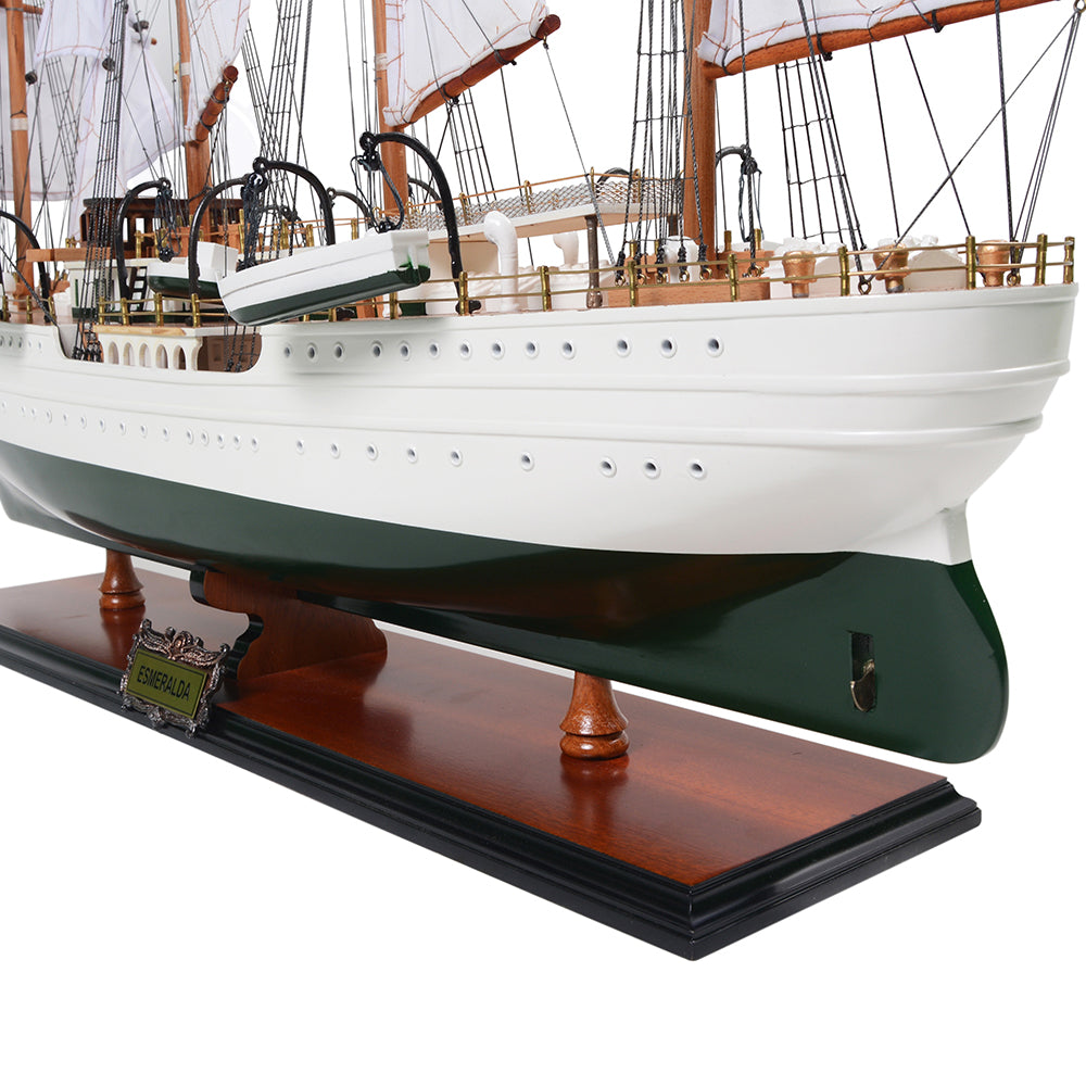 ESMERALDA MODEL SHIP | Museum-quality | Fully Assembled Wooden Ship Models For Wholesale