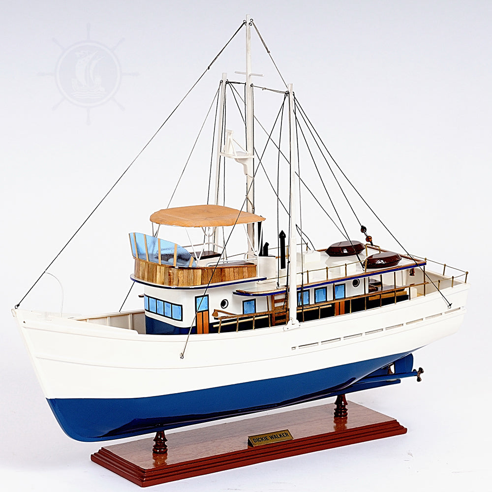 DICKIE WALKER MODEL BOAT L60 | Museum-quality | Fully Assembled Wooden Model boats For Wholesale