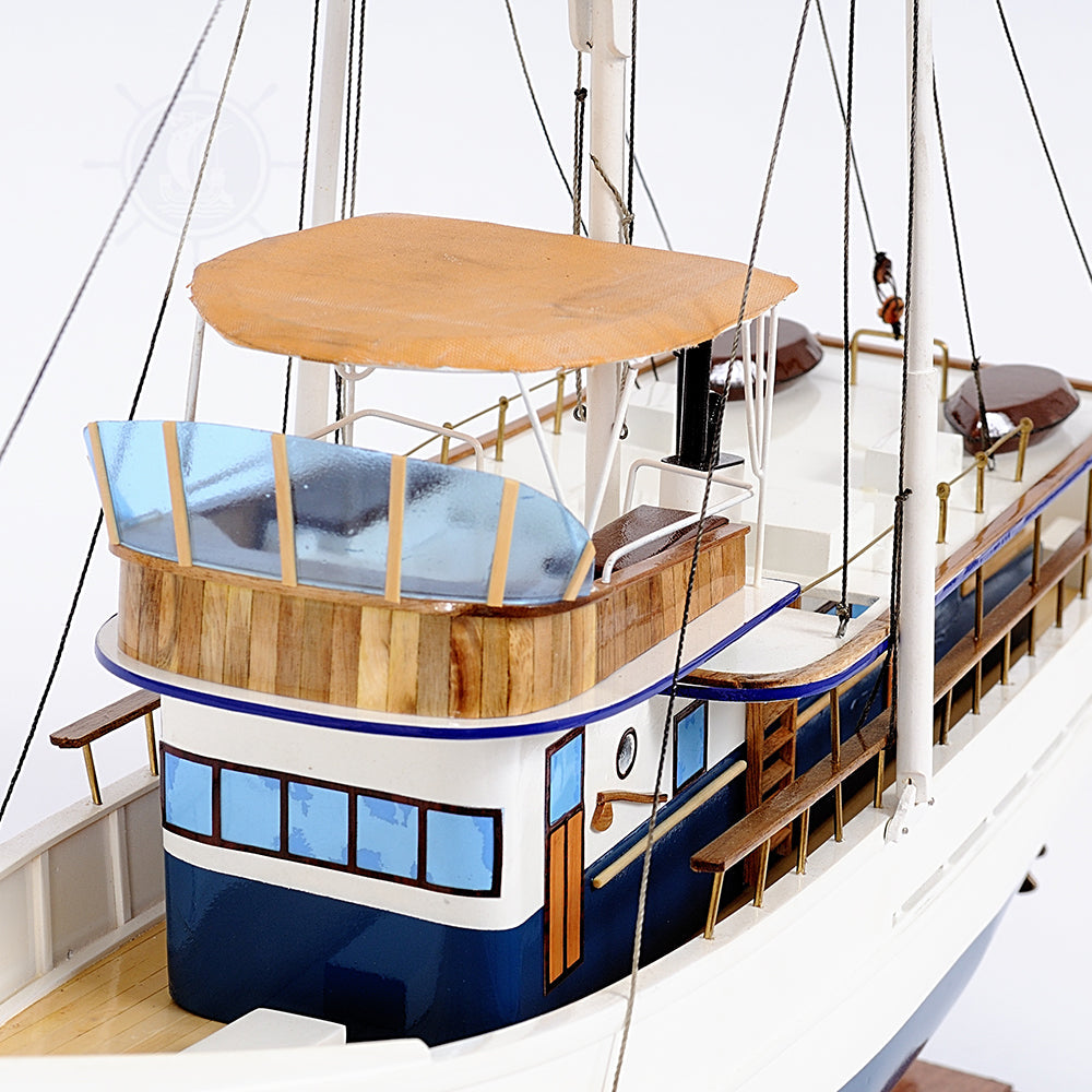 DICKIE WALKER MODEL BOAT L60 | Museum-quality | Fully Assembled Wooden Model boats For Wholesale