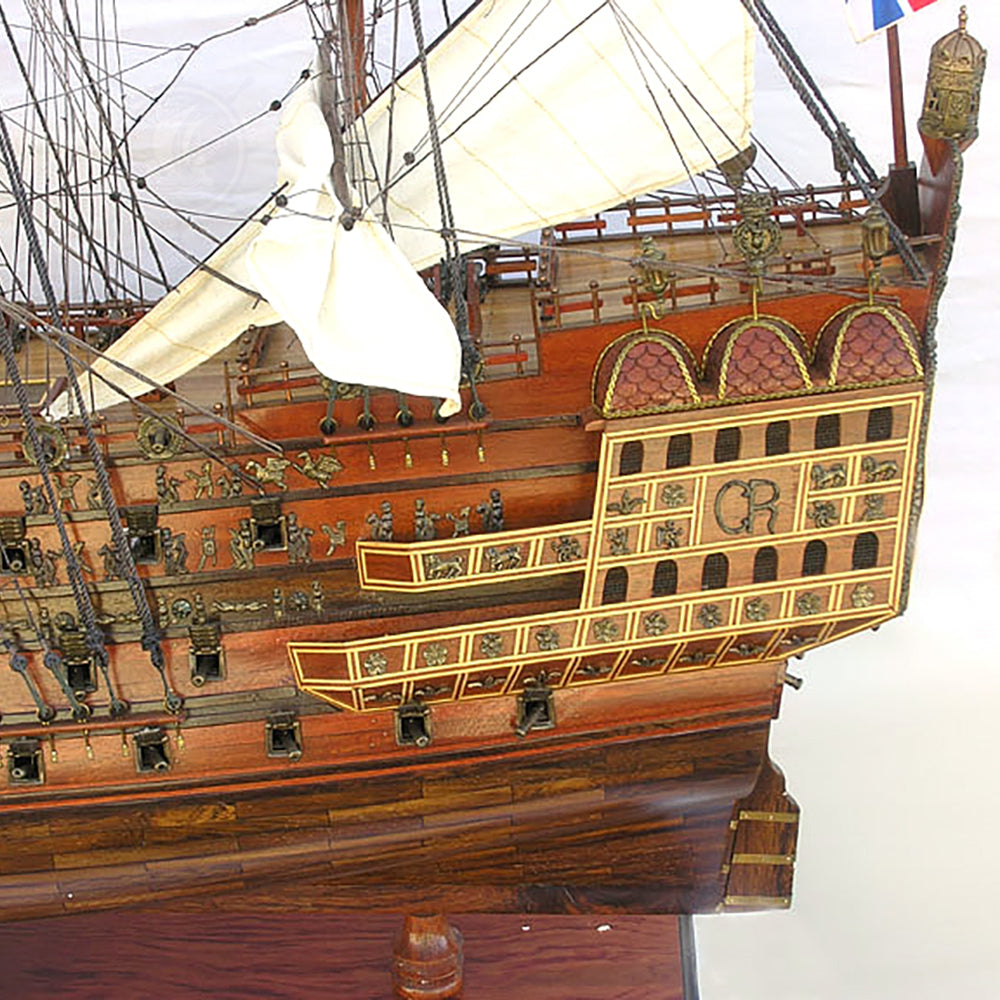 HMS SOVEREIGN OF THE SEAS MODEL SHIP XL WITH DISPLAY CASE NO GLASS | Museum-quality | Fully Assembled Wooden Ship Models