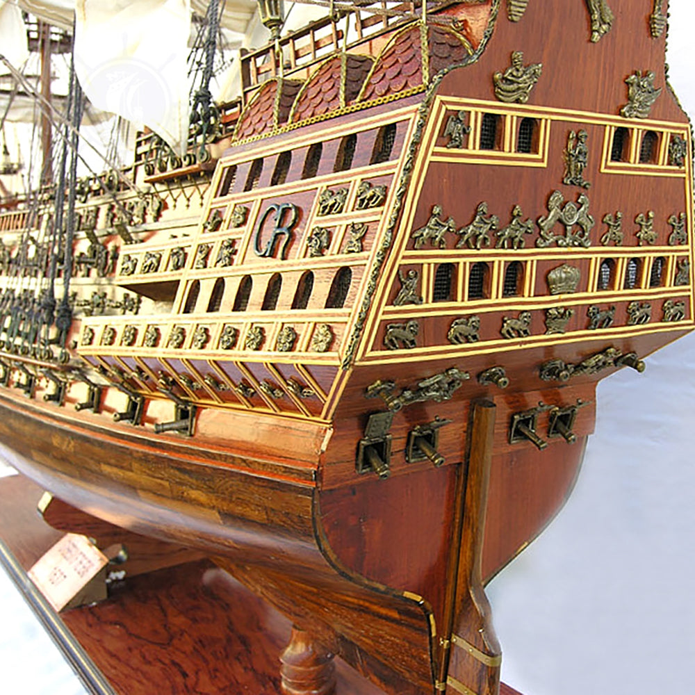 HMS SOVEREIGN OF THE SEAS MODEL SHIP XL WITH DISPLAY CASE NO GLASS | Museum-quality | Fully Assembled Wooden Ship Models