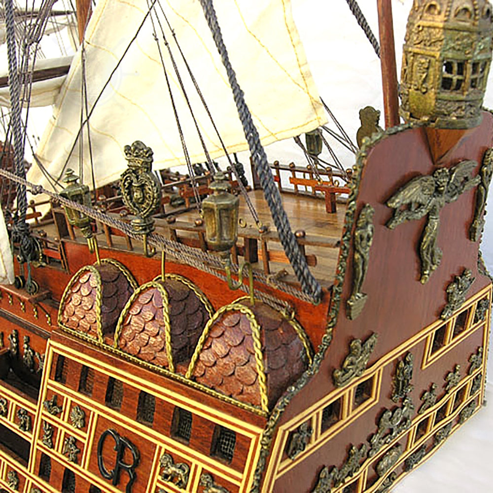 HMS SOVEREIGN OF THE SEAS MODEL SHIP XL WITH DISPLAY CASE NO GLASS | Museum-quality | Fully Assembled Wooden Ship Models