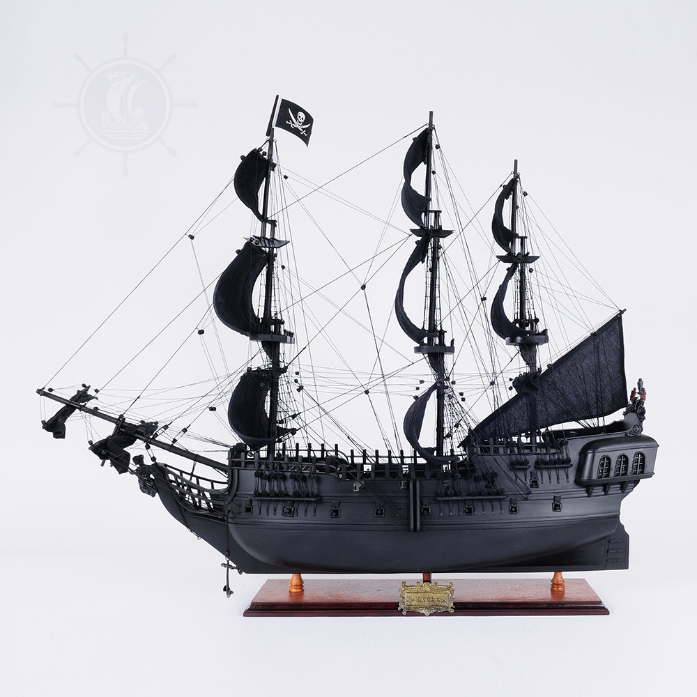 Black Pearl Pirate Ship Midsize With Display Case Front Open