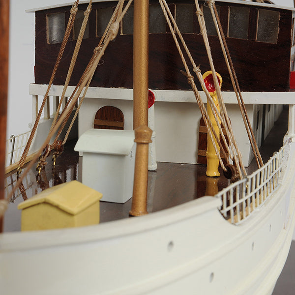 KORSHOLM L62 | Museum-quality Cruiser| Fully Assembled Wooden Model Ship For Wholesale