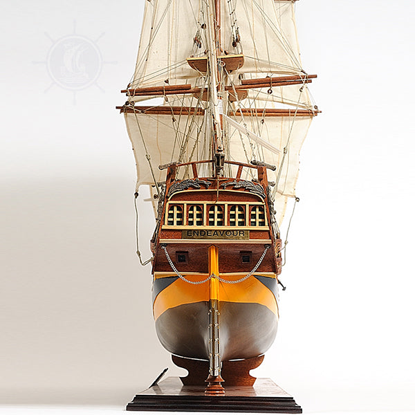 HMS ENDEAVOUR PAINTED | Museum-quality | Fully Assembled Wooden Ship Models For Wholesale
