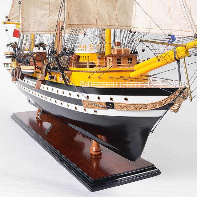 AMERIGO VESPUCCI CPF | Museum-quality | Fully Assembled Wooden Ship Models For Wholesale