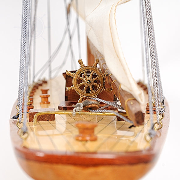 SHAMROCK SMALL Model Yacht | Fully Assembled Wooden Ship Model For Wholesale