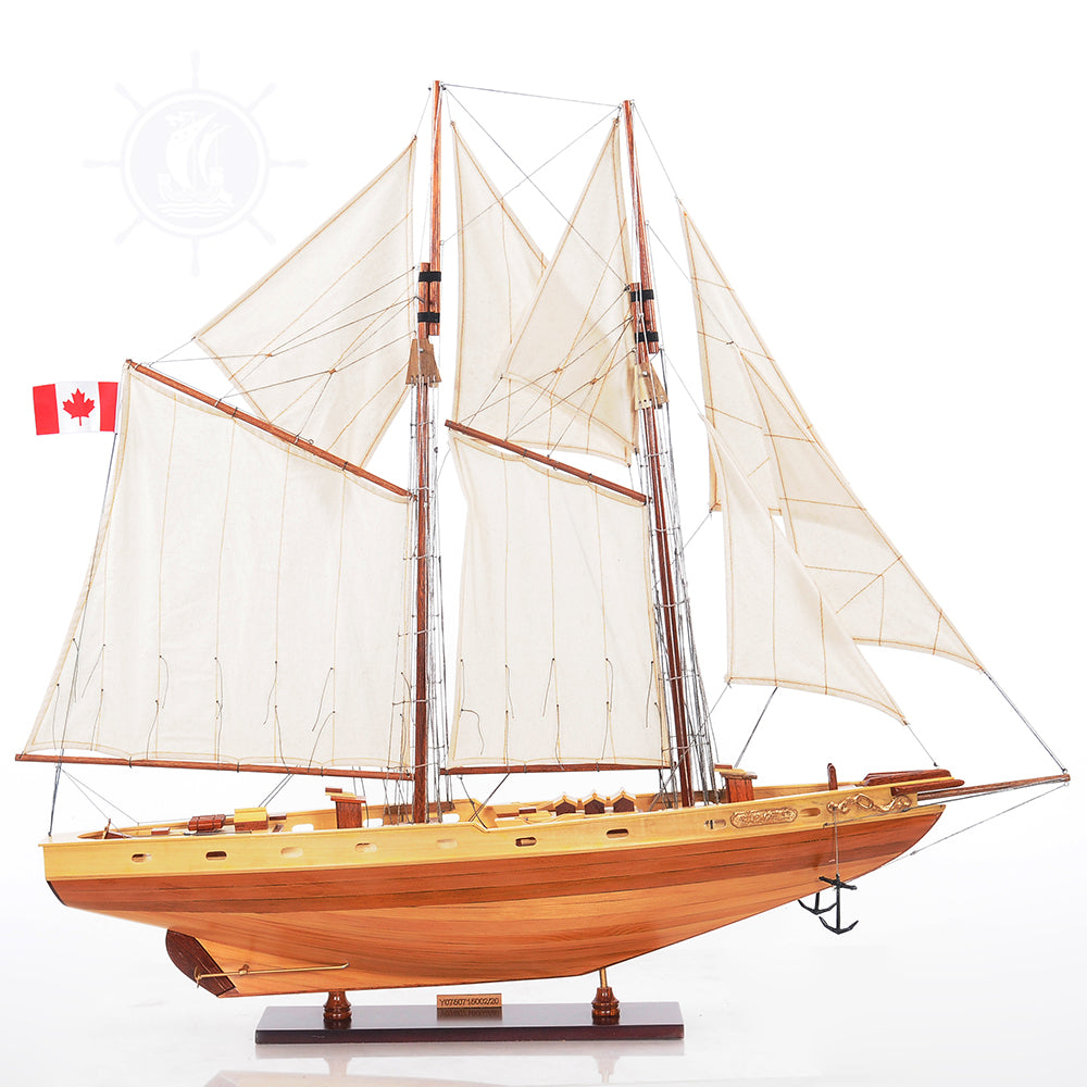 BLUENOSE II FULLY ASSEMBLED | Fully Assembled Wooden Ship Model For Wholesale