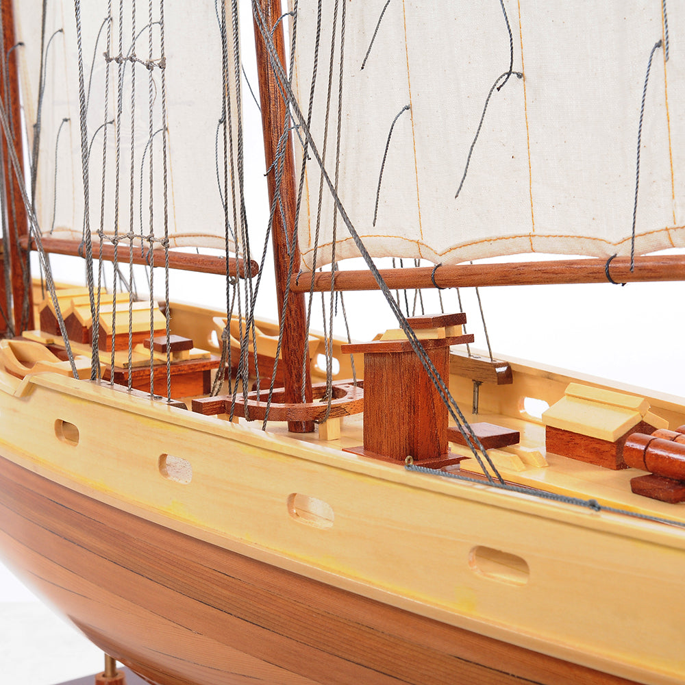 BLUENOSE II FULLY ASSEMBLED | Fully Assembled Wooden Ship Model For Wholesale